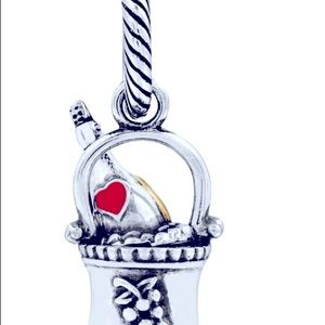 Brighton wine in bucket charm